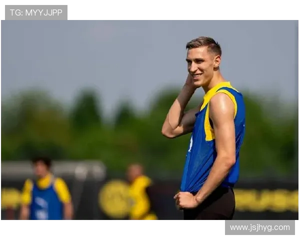 巴塞罗那关注左后卫引援 施洛特贝克成为首选目标